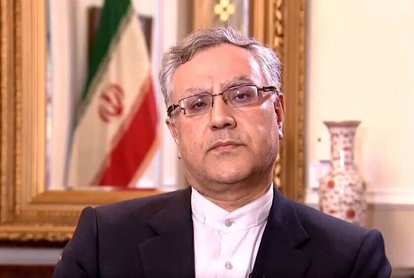 سفیر ایران: عبور از تنگه هرمز باید با هماهنگی تهران انجام شود