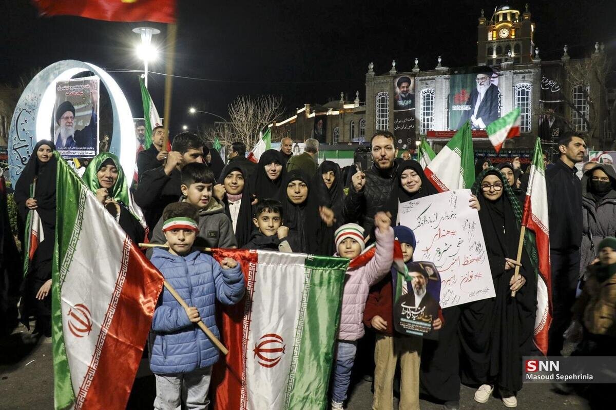 ببینید| مردم ایران جواب تهدید پوچ ترامپ را دادند