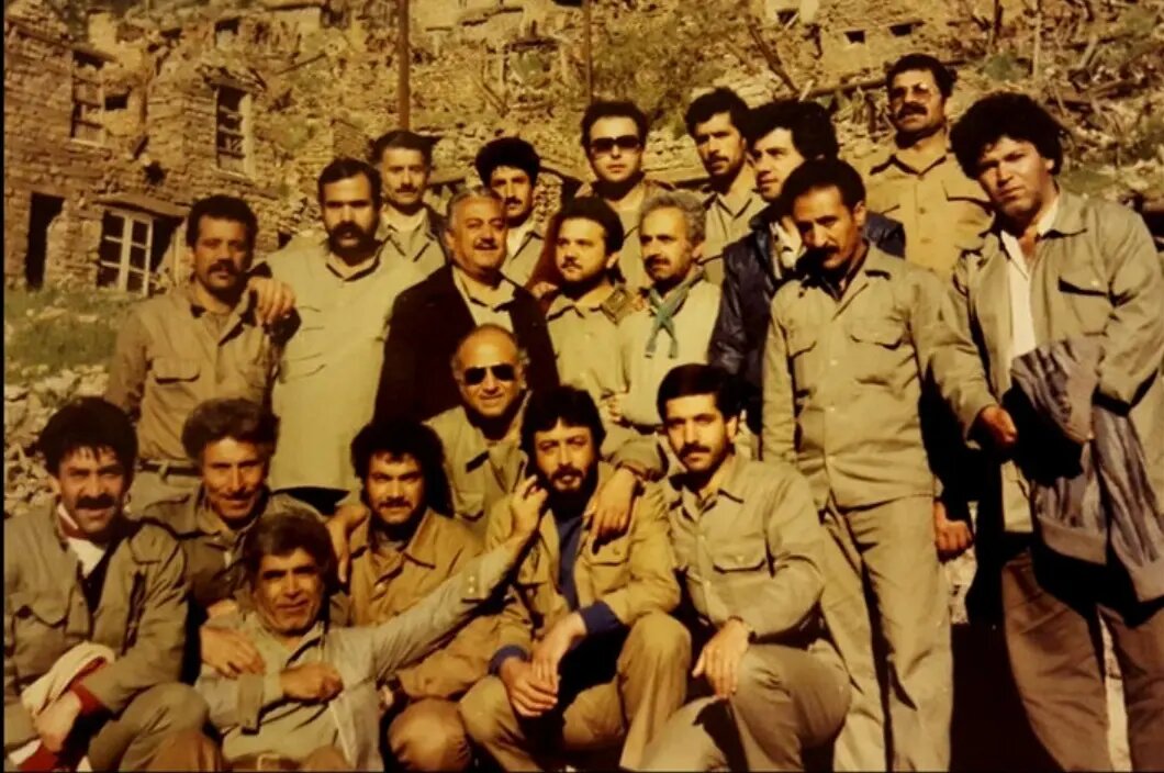 سمفونی در میدان جنگ زیر توپ و خمپاره