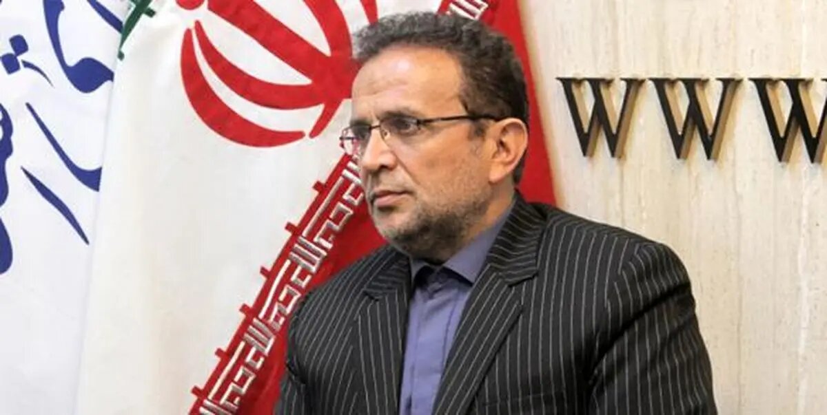 هدیه ملت آزاده ایران به جهان؛ آمریکا در قد مرغ!