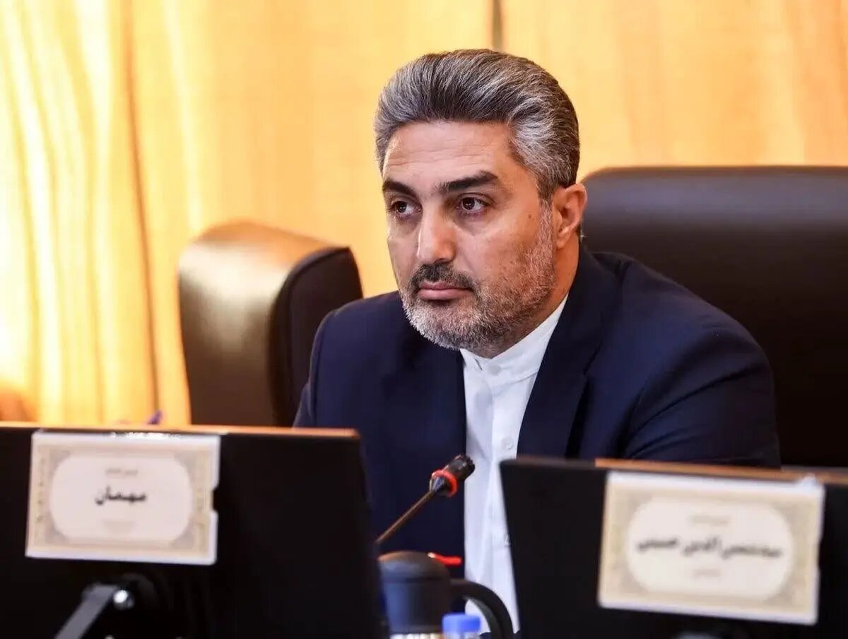تنگه هرمز گلوگاه انرژی جهان است/مذاکره ای در کار نیست