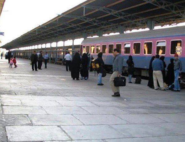 تردد ۷۰ درصدی قطار‌های مسافری شبکه ریلی کشور در مسیر مشهد (۵ فروردین ۱۴۰۵)