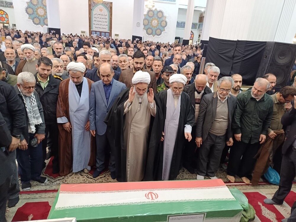 بدرقهای به وسعت آسمان ایران در شهر باران/تشییع پیکر مطهر شهید جنگ رمضان علی مزروعی+ فیلم