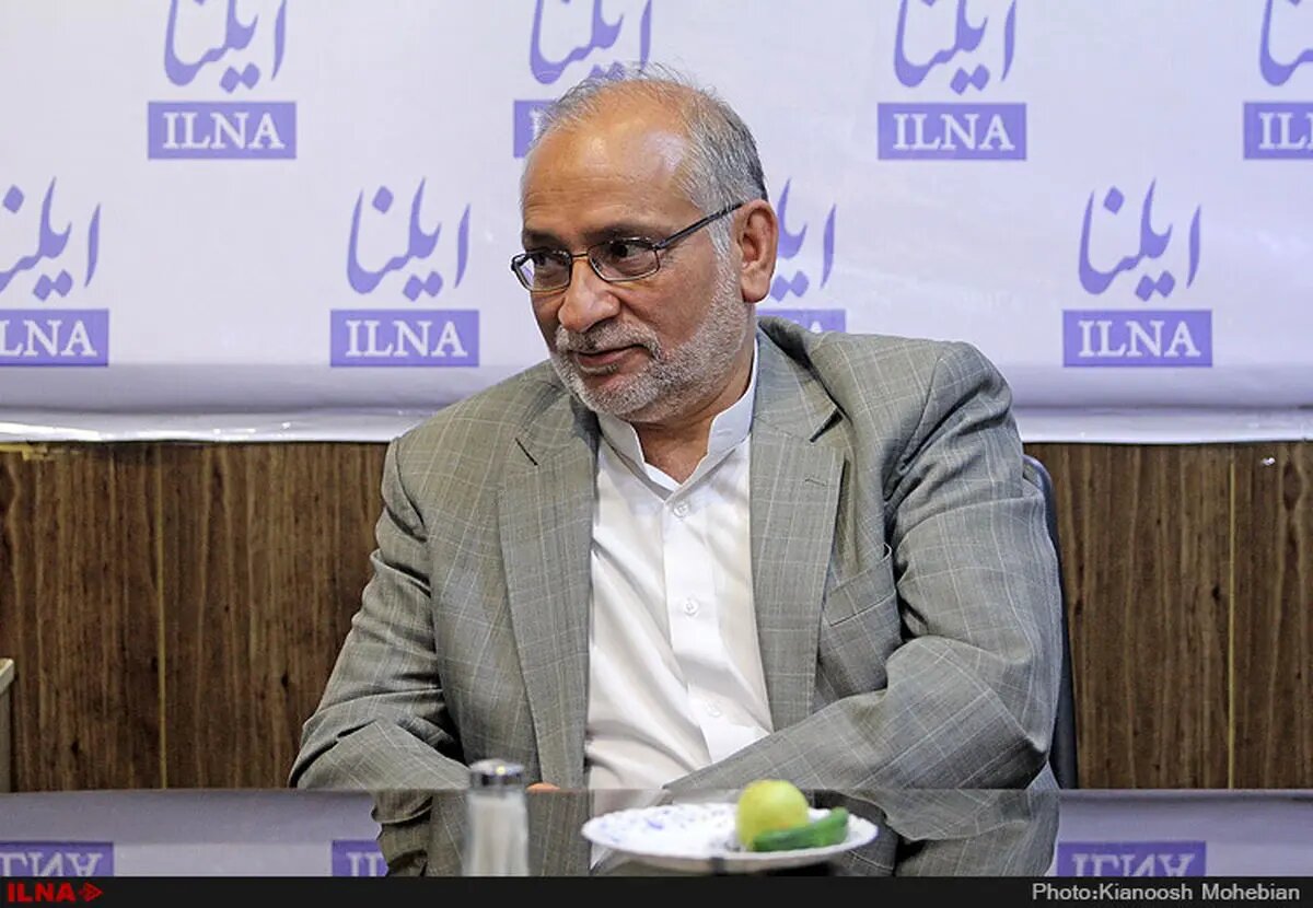 تغییر اهداف دشمن در طول جنگ/ باید حداکثر امتیازات را از دشمن بگیریم/ ترامپ افکار عمومی آمریکا را برای چه چیزی آماده میکند؟