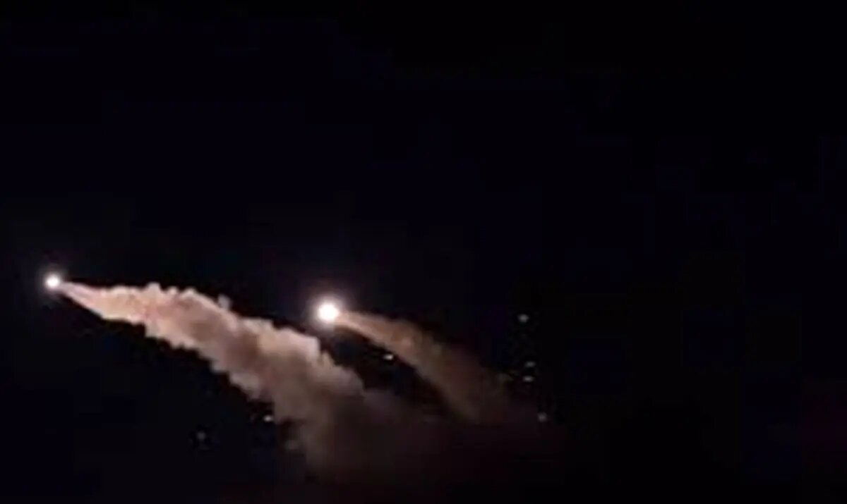 انهدام یک فروند موشک کروز دشمن در مرکز کشور