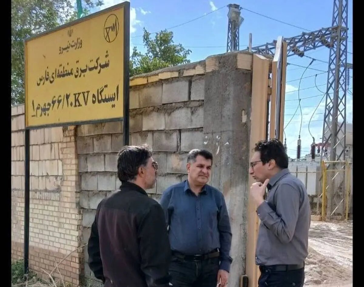 پایداری شبکه برق جهرم پس از بارشهای سیلآسا