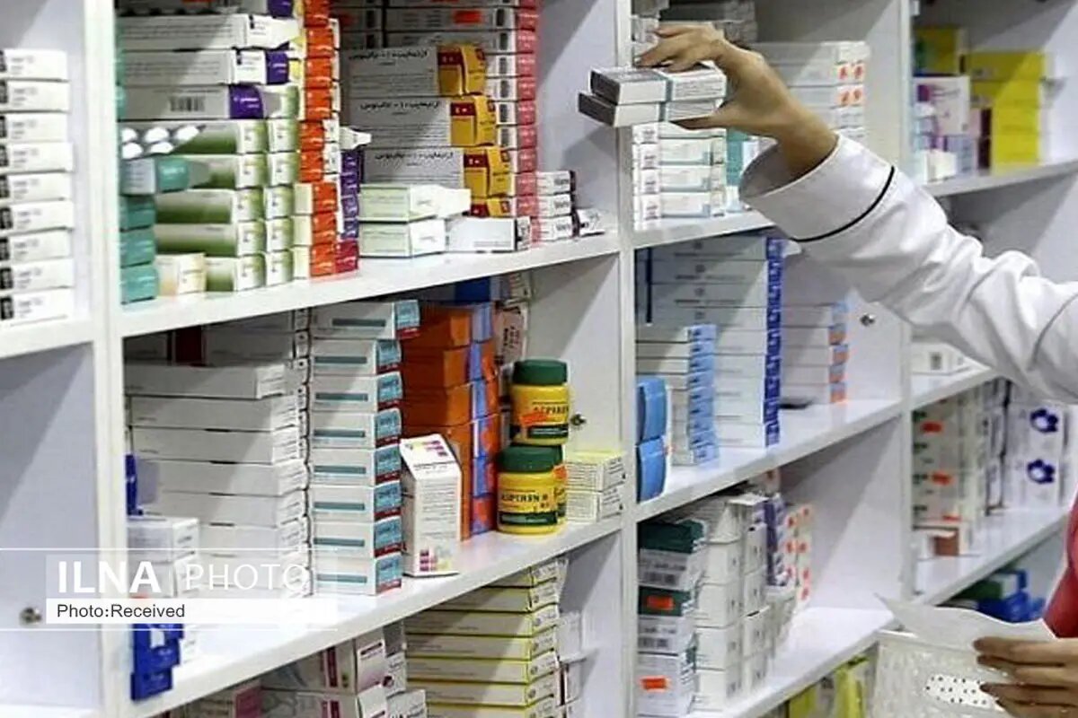 بررسی میدانی نحوه خدمات‌دهی داروخانه‌ها و توزیع اقلام دارویی در جزیره کیش
