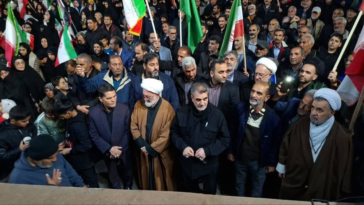 شاهرود سرافراز در بیست و نهمین اجتماع بزرگ مردمی شبهای اقتدار+ تصاویر