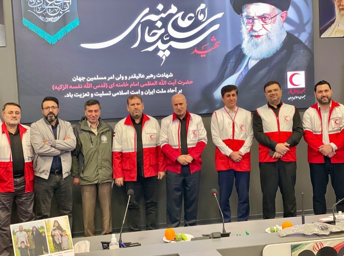 تأکید بر همبستگی ملی در دیدار مشترک رئیس فدراسیون فوتبال و جمعیت هلال احمر+ فیلم