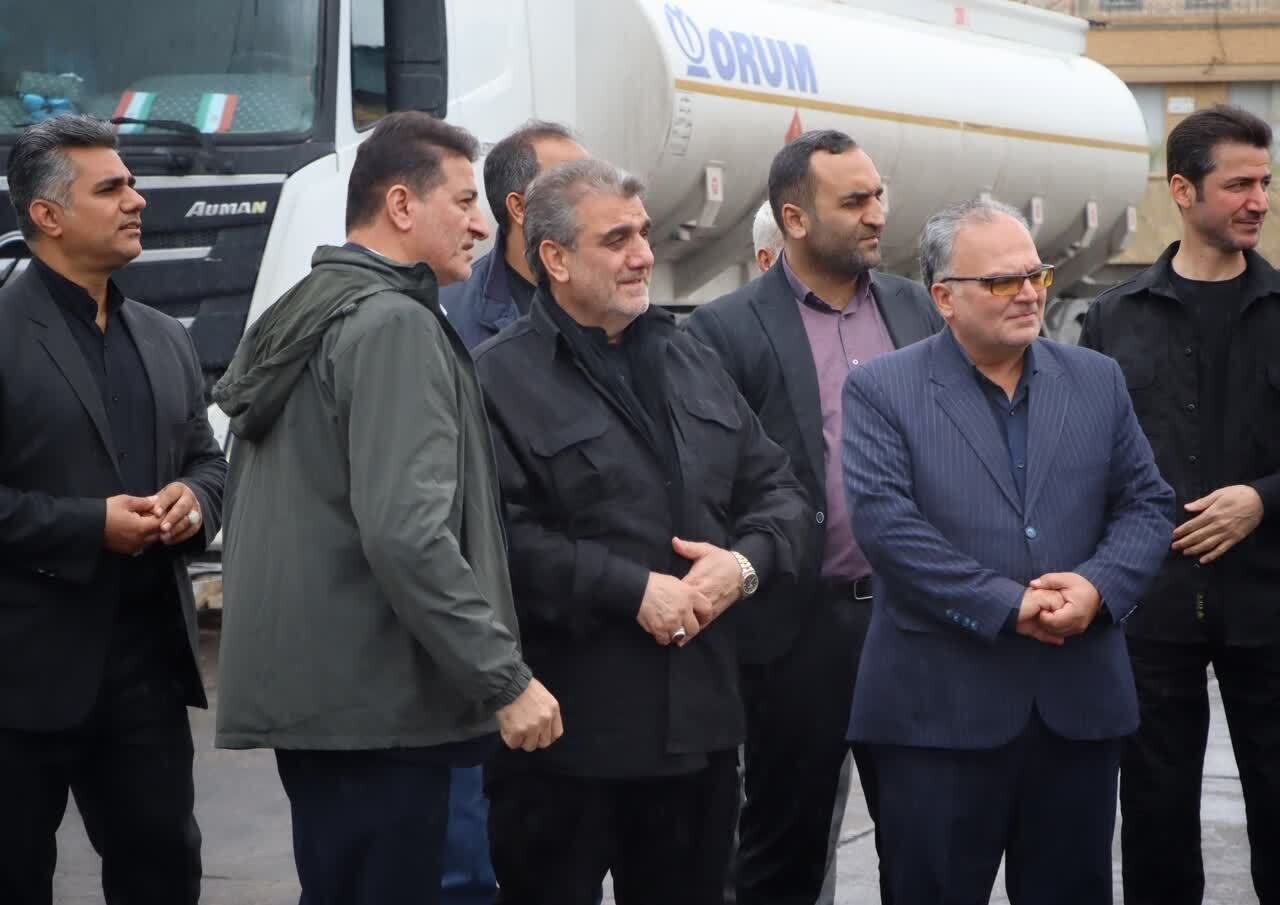 تأکید فرماندار سمنان بر توسعه زیرساختهای سوخترسانی و افزایش سهمیه فرآوردههای نفتی