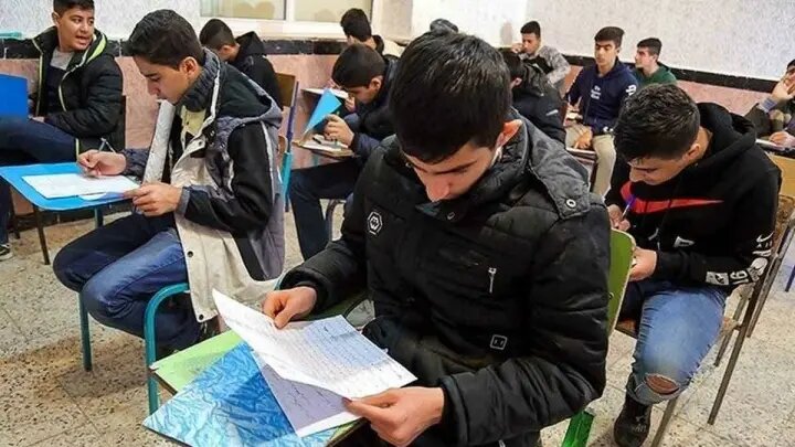 کاظمی: در صورت عادی شدن شرایط آزمونهای نهایی از ۲۱ تیر آغاز می شود
