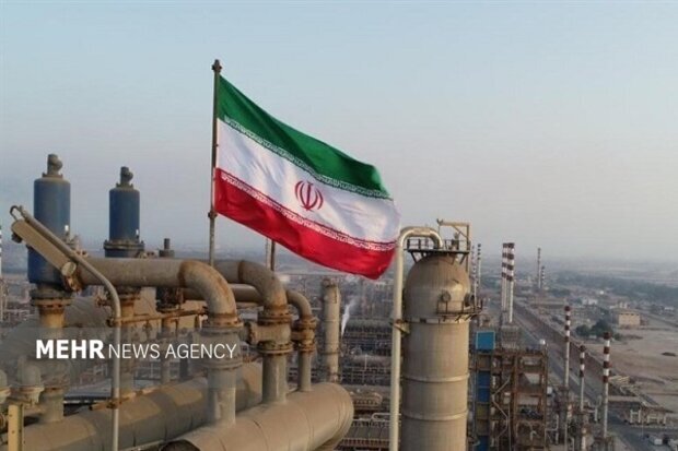 قیمت نفت ایران؛ سبک و سنگین در مسیر کاهش / نفت سنگین اوپک ۱۰۳ دلار شد