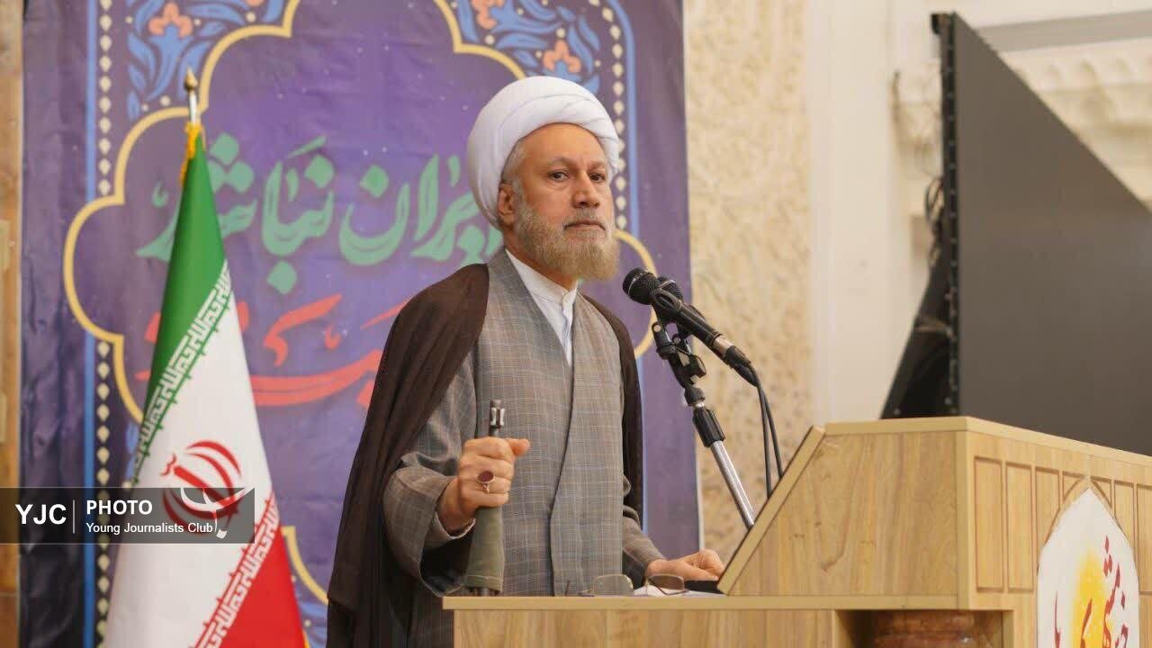 دعوت امام جمعه شیراز به حضور پرشور در برنامههای عید غدیر