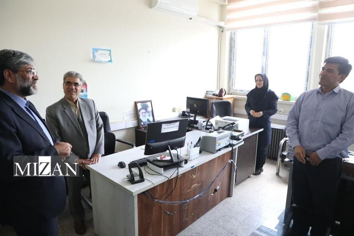 رئیس کل دادگستری آذربایجان غربی از محاکم تجدیدنظر استان بازدید کرد