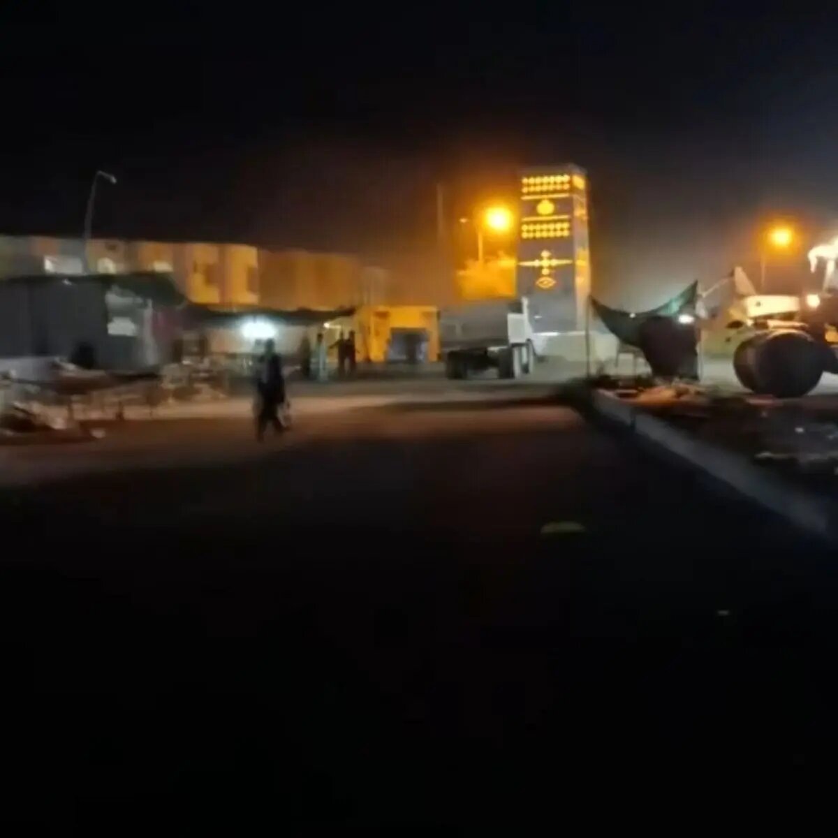 برخورد با دستفروشان میوه در سراوان / اینجا شغل نیست!