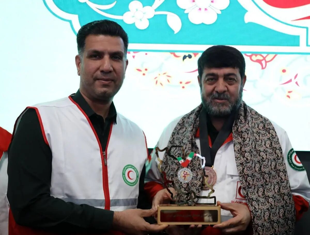 امدادگران همزمان با جنگ، بیش از ۹۰ ماموریت داشتند