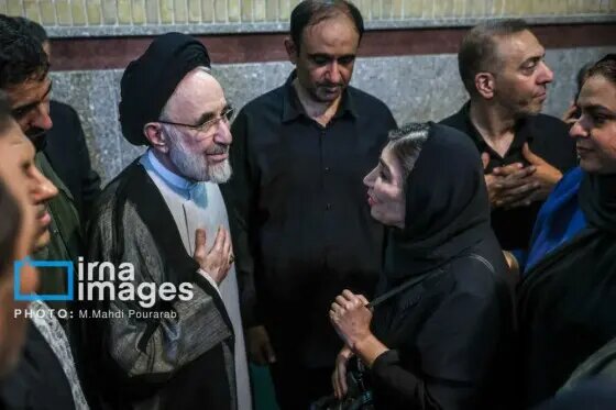 تصاویر / مراسم ترحیم خواهر سیدمحمد خاتمی