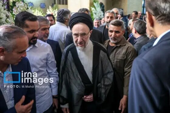 تصاویر / مراسم ترحیم خواهر سیدمحمد خاتمی