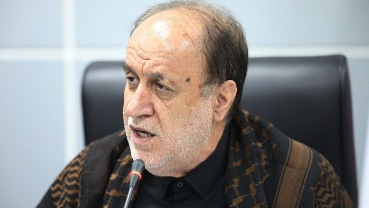 حاجی بابایی: محاصره اقتصادی دشمن را بیاثر میکنیم
