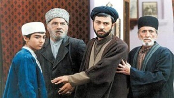 فیلمی از دوران نوجوانی و ۱۳ سالگی امام خمینی (ره) در تلویزیون