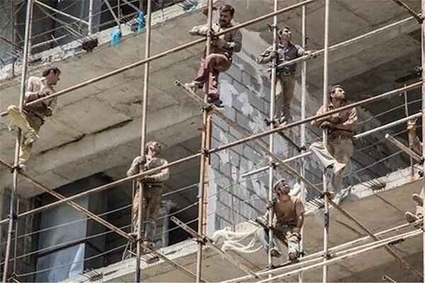 مصادره صندوق تامین اجتماعی را با داستان بیکاری و درمان، توجیه نکنید