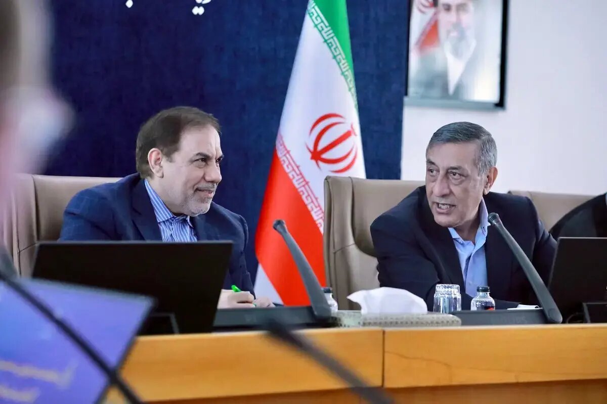 تأکید معاون اجرایی رئیس‌جمهور و مسئولان قضایی بر برخورد با دریافت وجوه غیرقانونی در تعاونی‌های مسکن