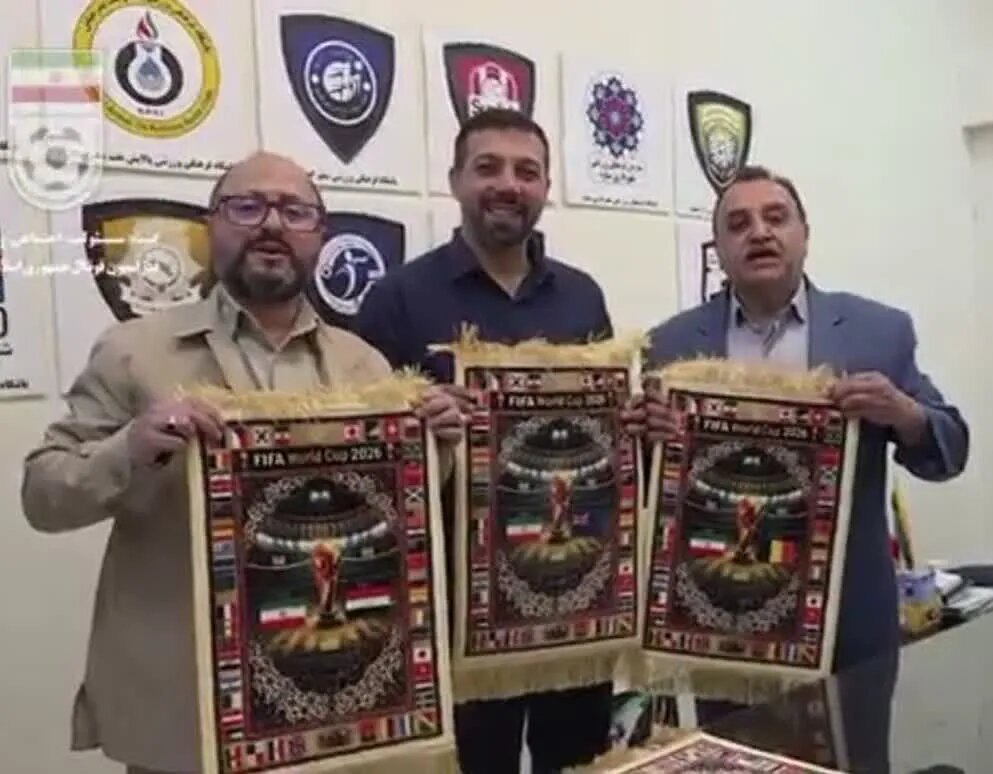 هدیه ویژه جام جهانی فوتبال ۲۰۲۶/ تابلو فرشهای نفیس ایران مزین به نام میناب ۱۶۸
