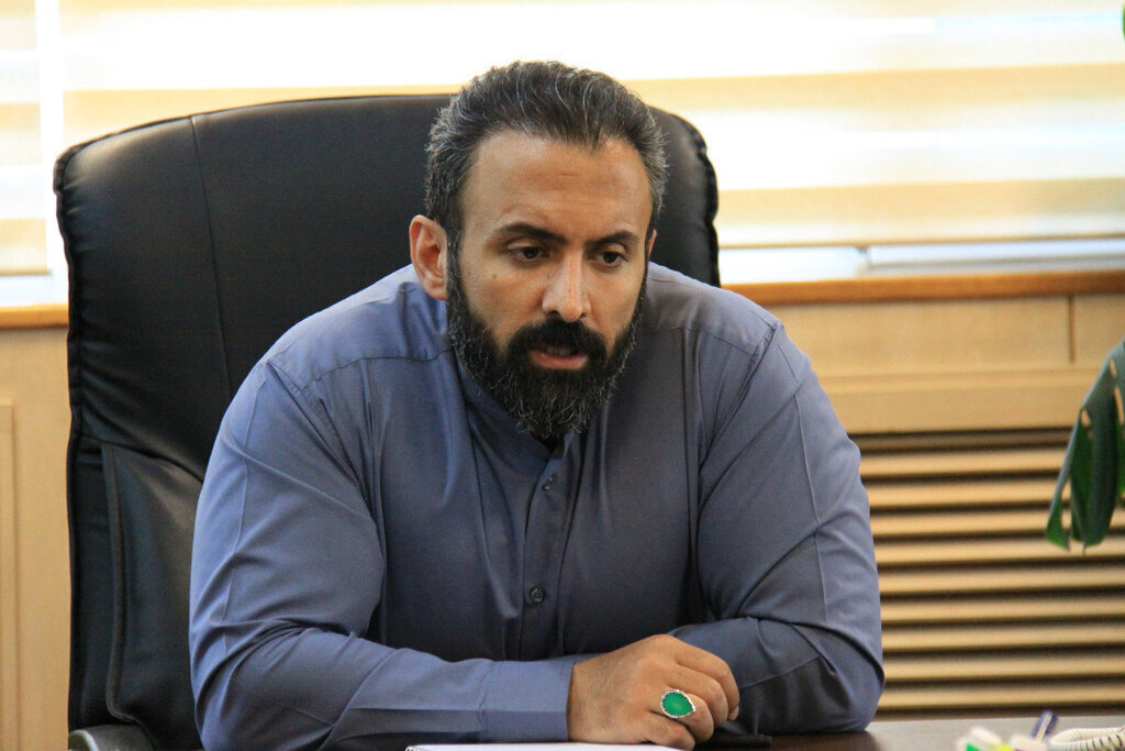 چیتگر از درختان آلوده نجات یافت