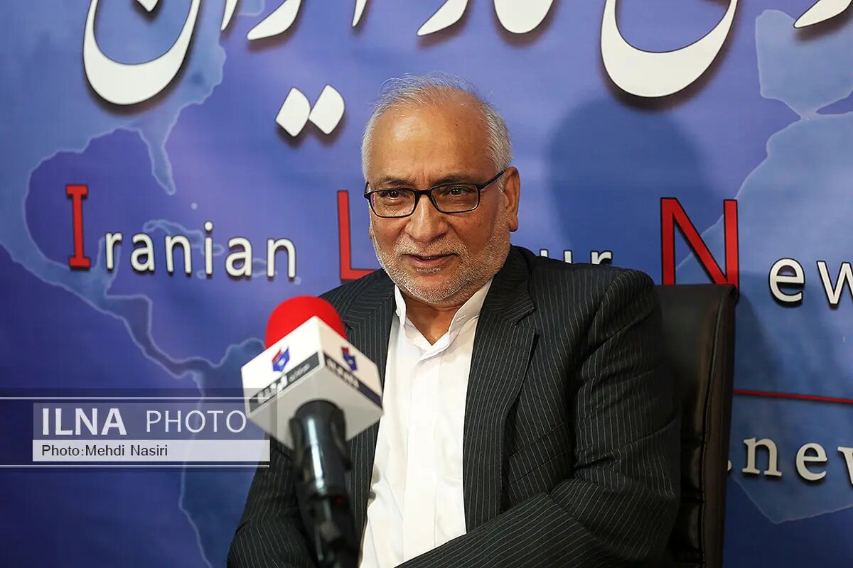 ادعای تحمیل آتشبس به نظام بیش از آنکه نقد پزشکیان باشد، جسارت به رهبری شهید است