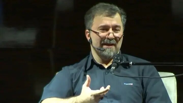 جنگی فراتر از میدان نبرد
