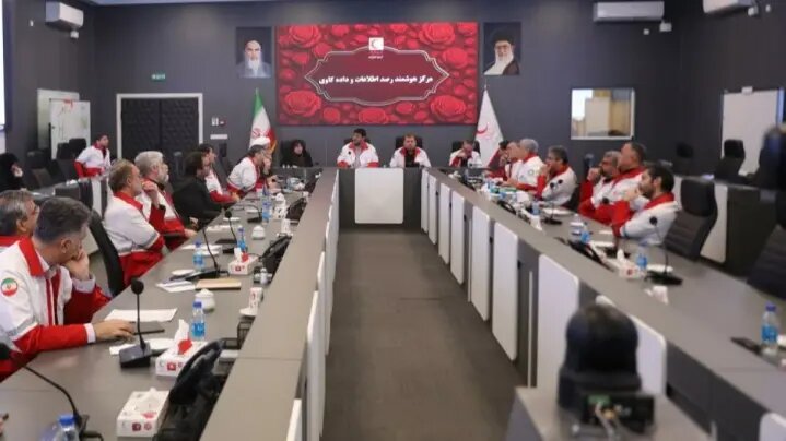 تأکید کولیوند بر پرداخت بهموقع مطالبات امدادگران