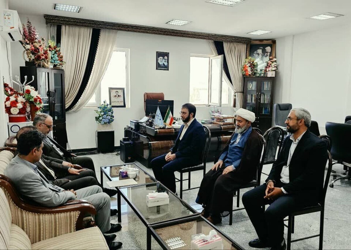 رئیس کل دادگستری استان کرمانشاه از بخشهای مختلف دادگستری شهرستان کنگاور بازدید کرد