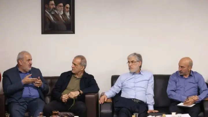 حکام اجرایی ۳۲ راهبرد مدیریت بحران آب به دستگاه‌های مسئول ابلاغ شد