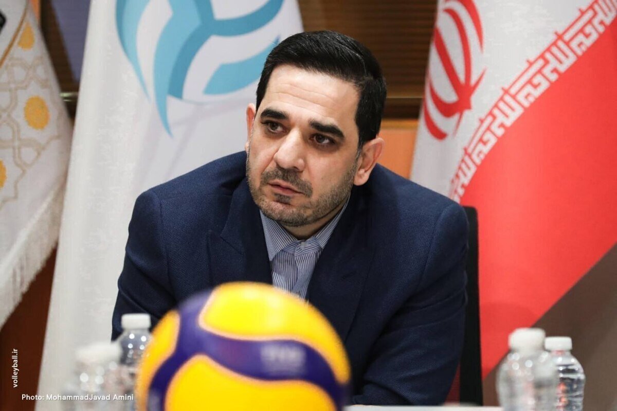 تقوی: سلام نظامی والیبالیست‌ها در بحبوحه جنگ ۱۲ روزه، نشانی از انسجام و وحدت ملی بود/ والیبالیست‌ها نشان دادند که می‌توانند سفیران فرهنگی کشور باشند