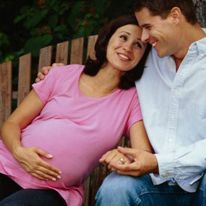 رابطه مادر و جنین، احساسات شما به کودک منتقل می شود؟