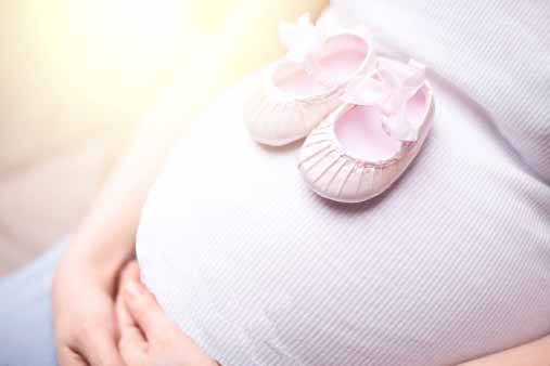 4 نشانه بارداری که تا به حال نمی‌دانستید