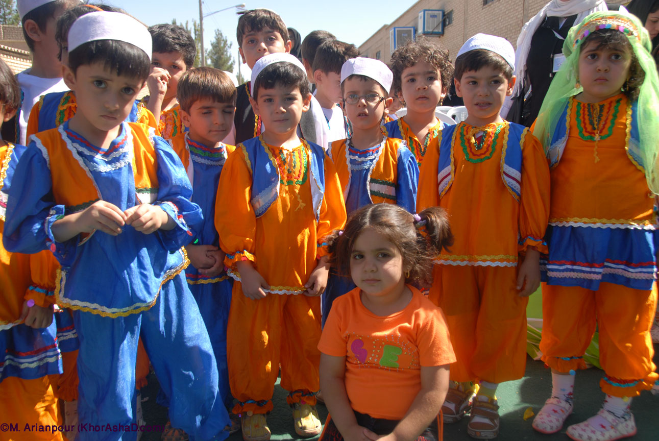 مراسم نامگذاری کودک در نقاط مختلف ایران