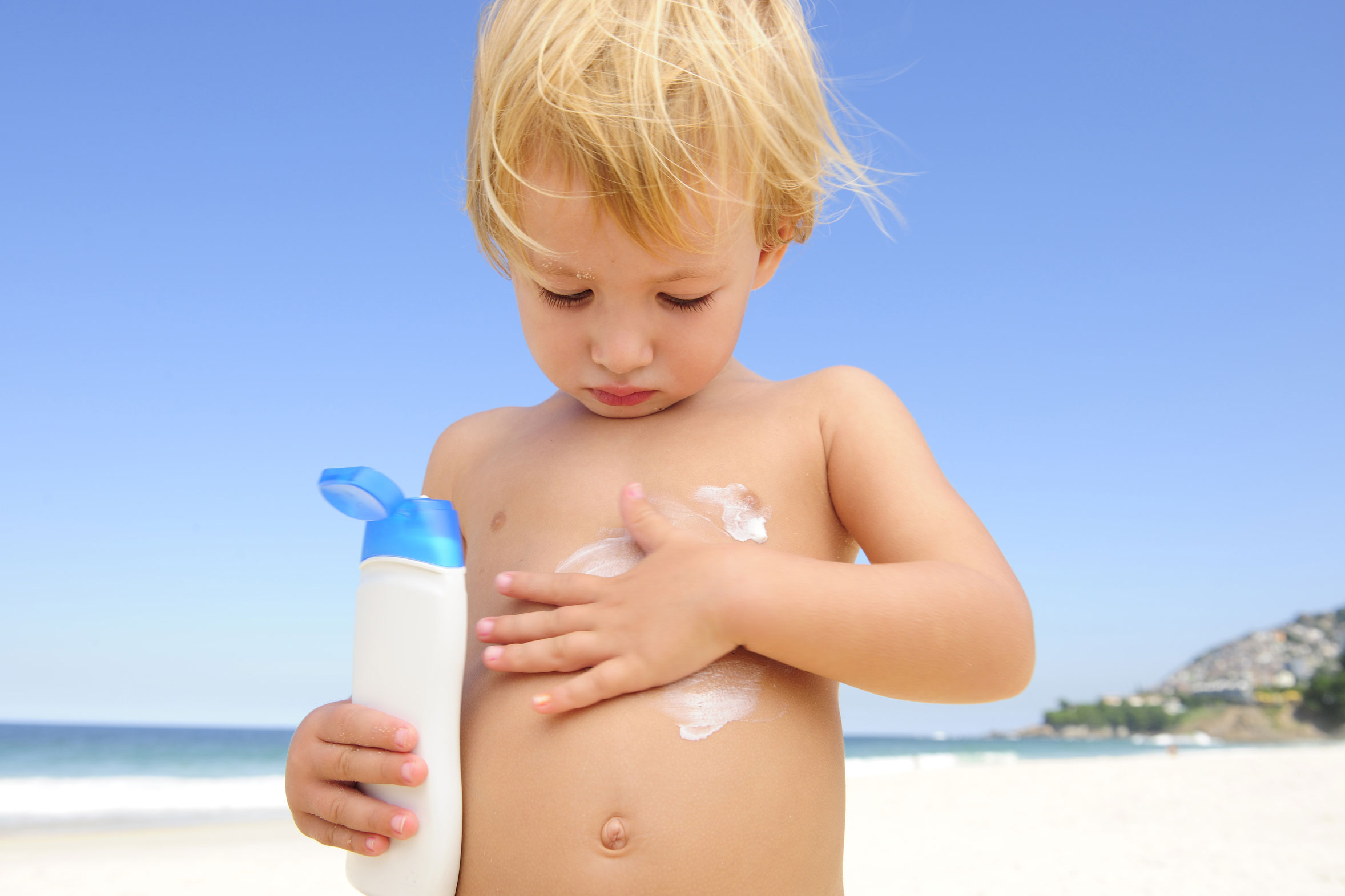 آفتاب سوختگی کودکان و 6 راهکار ویژه درمانی