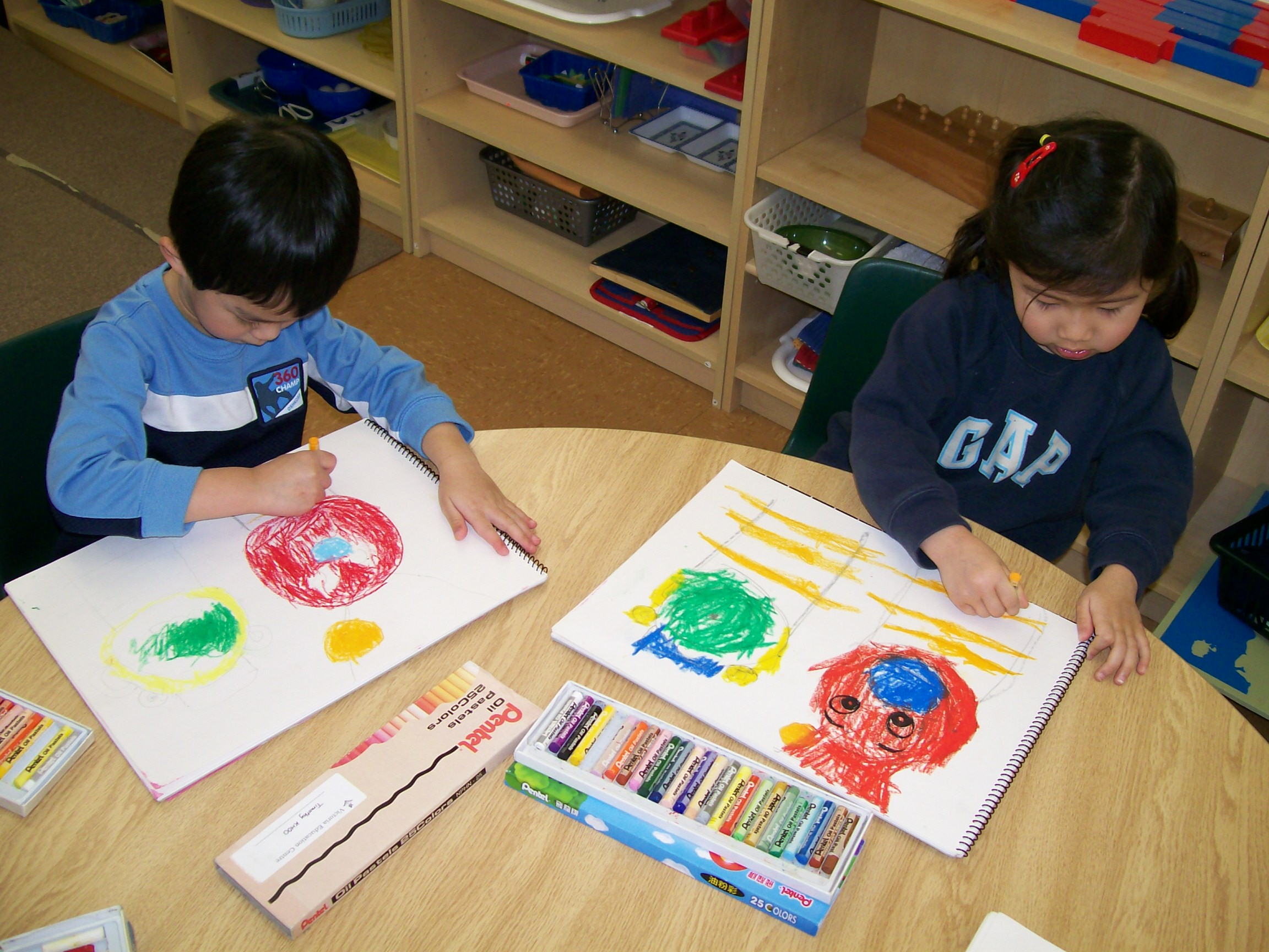 رشد خلاقيت کودکان، با نقاشی ممکن است