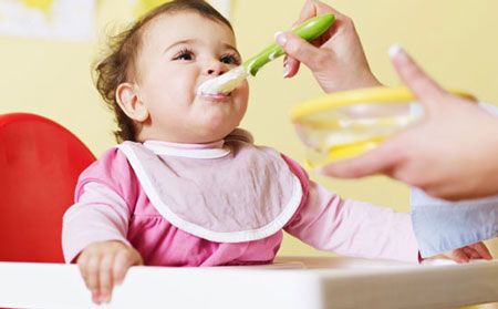 راه و روش غذا دادن به کودکان