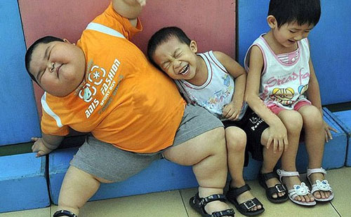 بهترین راه لاغرکردن کودکان چاق