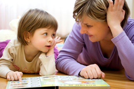 پرورش مهارت زبانی کودک، برایش کتاب بخوانید