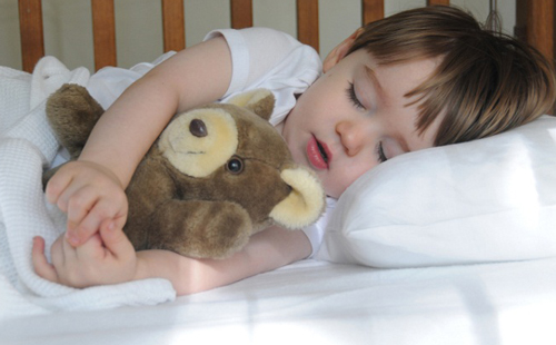 شب ادراری کودک، چگونه درمان می‌شود؟