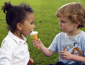 کدام بستنی برای کودکان مناسب است؟