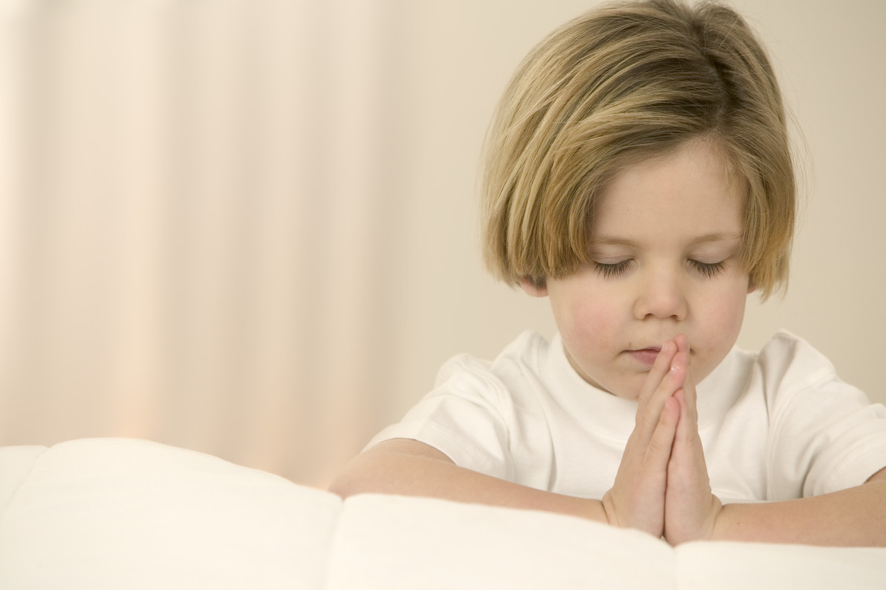 دعا کردن را به کودکان بیاموزید