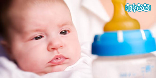 تغذیه نوزاد نارس با شیر مادر