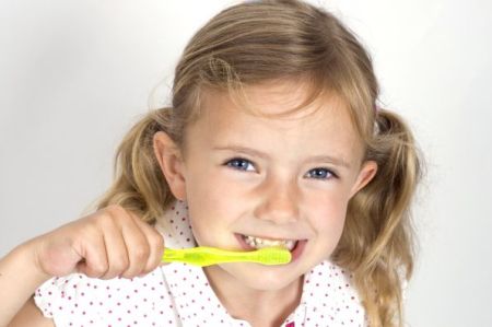 بهداشت دندان کودکان، به چه نکاتی باید توجه کرد؟