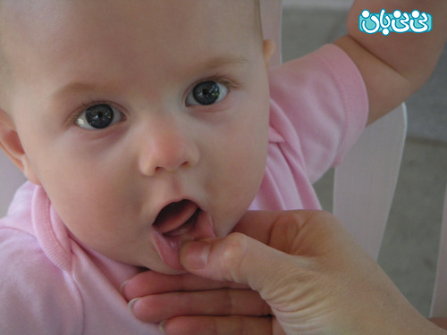 دندان درآوردن کودک، وظیفه مادر چیست؟