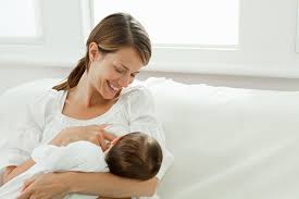 مادران شاغل چگونه به کودکان خود شیر دهند؟
