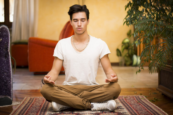 ۶ تمرین تنفس برای آرامش در کمتر از ۱۰ دقیقه